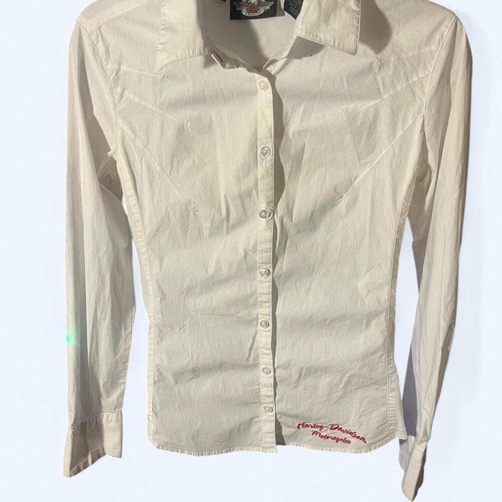 True vintage Harley-Davidson long sleeve button-up  Women’s size Small